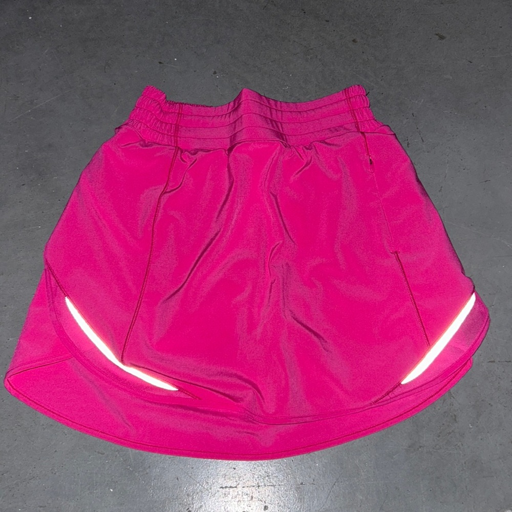 Hot pink lululemon skirt